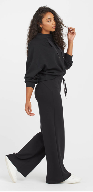 Airessentials Wide Leg Pant Very Black